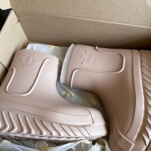 Adidas galotsas new, size 38, pink