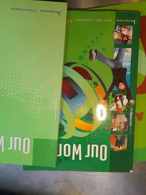 Our World 1 Student Book's, Companion, Grammar ολοκαίνουρια