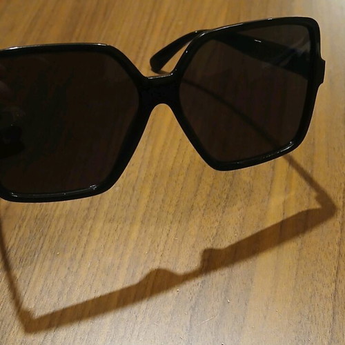 Fashion women's sunglasses new, black