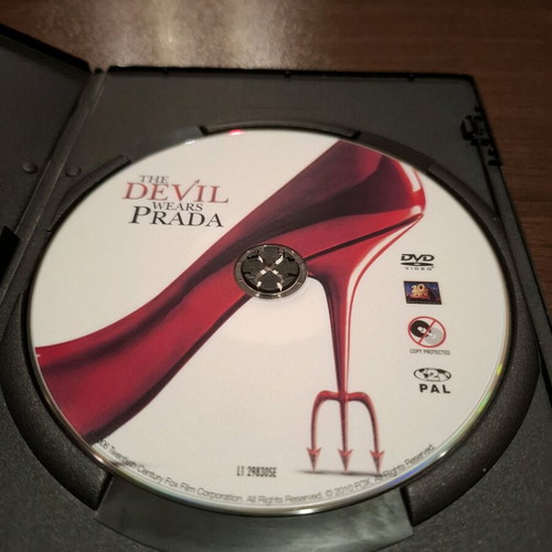 The Devil Wears Prada DVD like new, comedy with subtitles