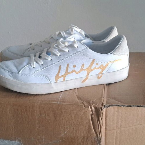 Tommy Hilfiger shoes size 41 like new, white with gold