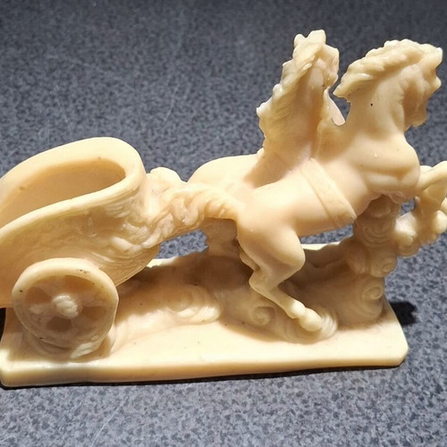 Vintage Italian Roman Chariot sculpture 16cm, like new