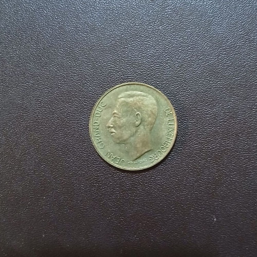 Luxembourg 5 Francs coin 1987