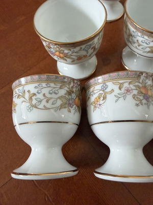 Αυγοθήκες Noritake Ireland σετ 6 σαν καινούργιες με ζωντανά χρώματα