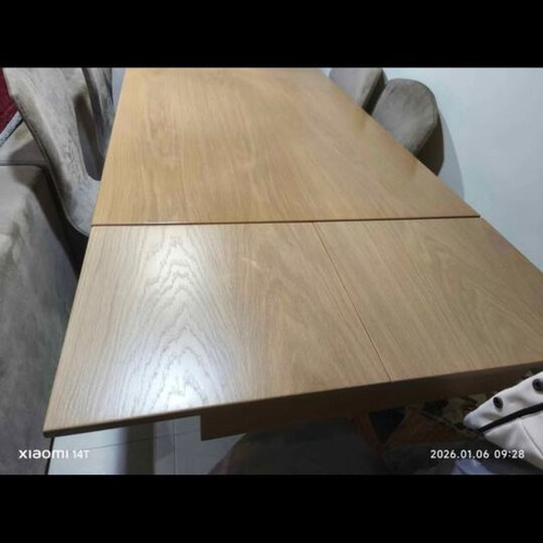 Dining table set like new, solid oak wood with gray fabric chairs