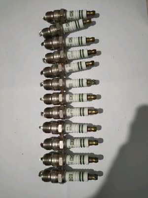 Bosch H6BC spark plugs new, pack of 12 without packaging