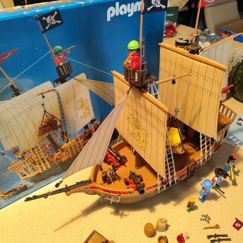 Playmobil 3750 pirate ship used with box and instructions
