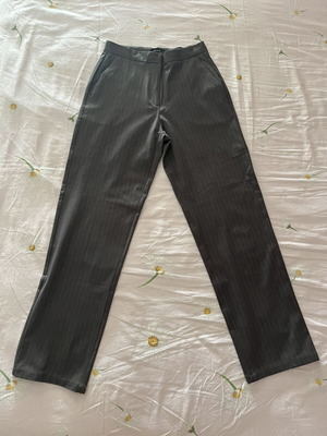 Pink Woman Grey Striped Pants New, Size M 38 10