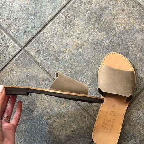 Hilo leather flat sandals new, natural color, wide strap, size 38