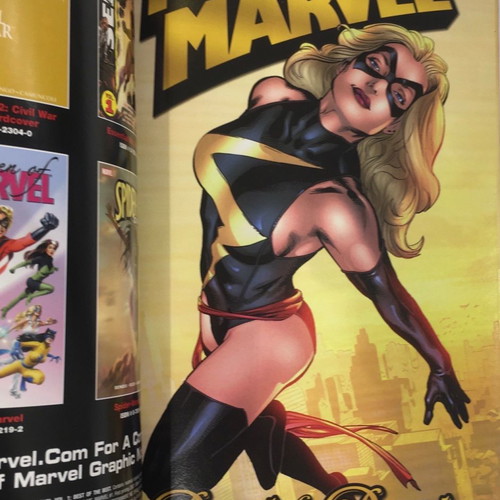 Ms. Marvel Best of the Best comic book in English in excellent condition