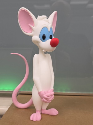 Pinky figure like new, 24cm height