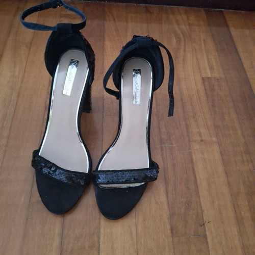 Miss Unique Sandals Size 39 Black New, Unworn