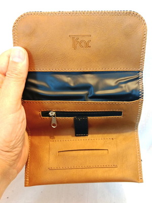 Tobacco pouch new with magnetic clasps