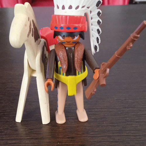 Playmobil Ινδιάνος μεταχειρισμένος