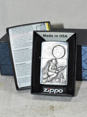 Zippo Witch 2005 Lighter like new with box