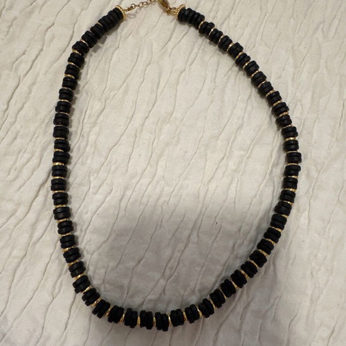 Necklace set used with black and gold beads and steel chain
