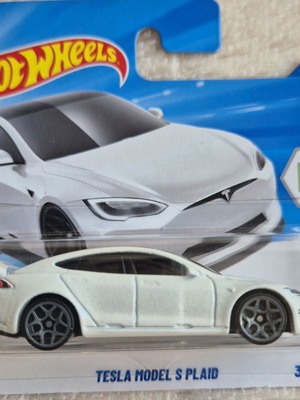 Hot Wheels Tesla Model S Plaid toy car