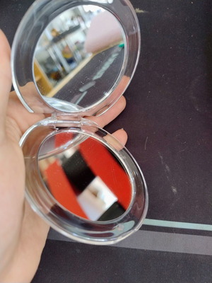 Bag mirror like new
