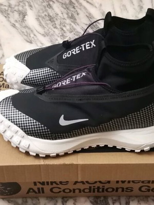 Nike ACG Mountain Goretex athletic shoes like new, size 43