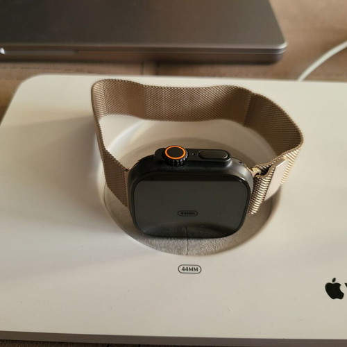 Apple Watch Store Retail Display Demo Charging Dock like new