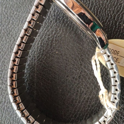 Falkon watch unused, silver