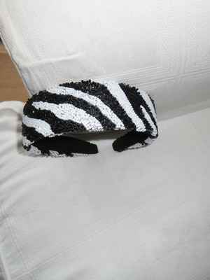 Headband black/white beaded new, unique