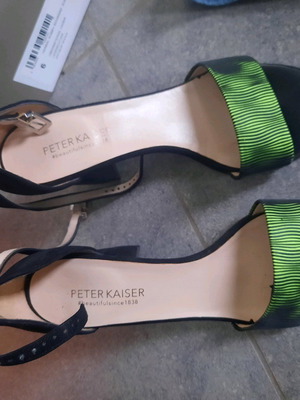 Peter Kaiser shoes platform sandals size 39 like new, leather black and green