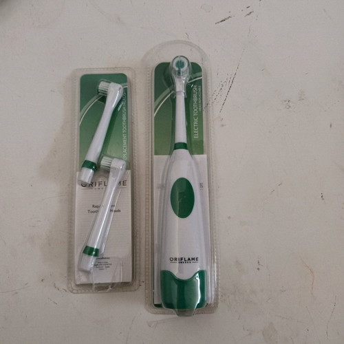 Oriflame electric toothbrush new