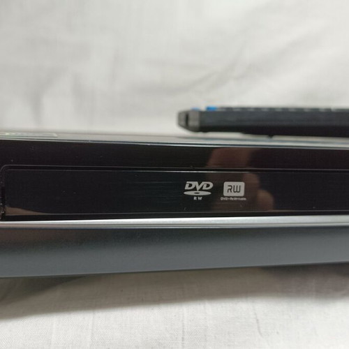 LG DR389 DVD εγγραφέας αναπαραγωγέας σαν καινούργιο με αυθεντικό τηλεκοντρόλ