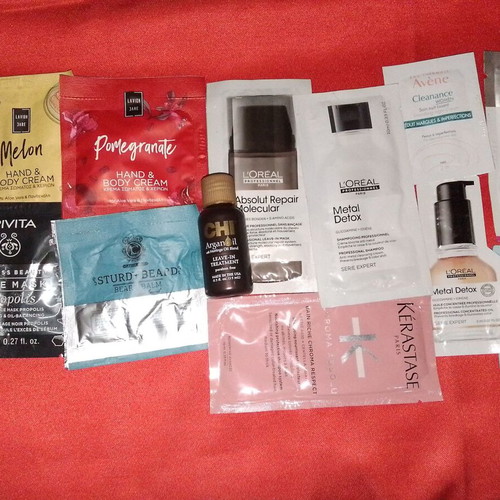 Cosmetic samples new, pack of 13 for face, body, hair