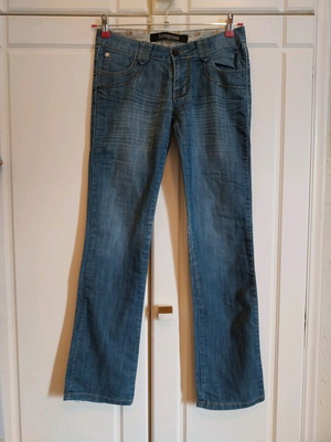 Femenino low-rise jeans like new, size M 38 10, blue