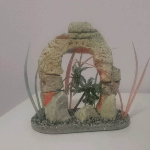 Aquarium decorations like new, set of 4 pieces