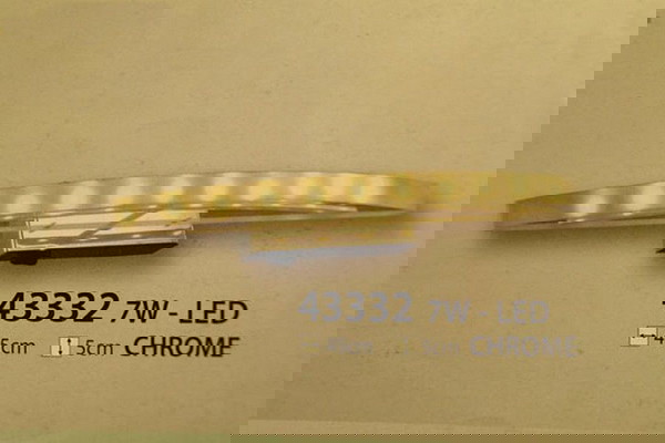 Φωτιστικό  LED  καινούργιο (στο κουτί του) πωλείται λόγω ανακαίνισης καταστήματος σε τιμή έκπληξη