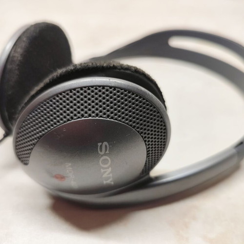 Sony MDR-401 Stereo Headphones used, vintage 90s wired