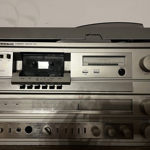 Grundig Compact Center 330 sound system with turntable used
