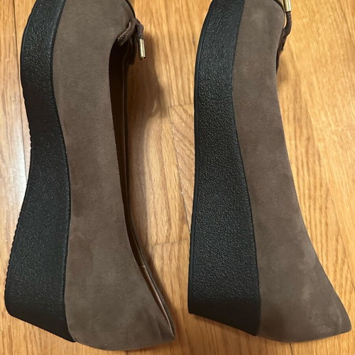 Women's brown suede ballerina shoes like new, size 41