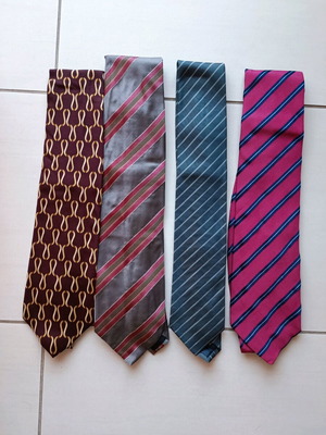 Boss ties used, pack of 56