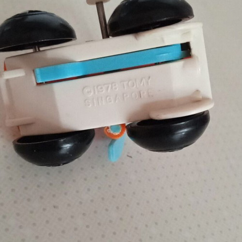 Tommy wind-up car 1978 vintage like new