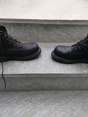Kapriol Safety Boot Size 42 Used with Steel Toe and Anti-Slip Sole