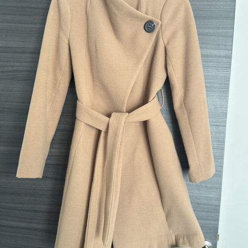 Lynne women's coat small beige like new