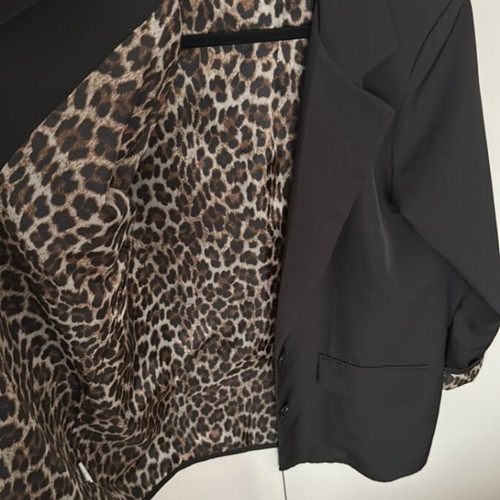 Women's oversized jacket like new, one size, with leopard lining