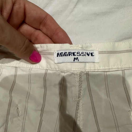 AGGRESSIVE striped white/beige shorts size M