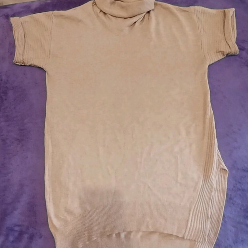 Sarah Lawrence women's sweater like new, turtleneck, size L, beige