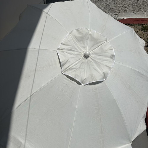 Beach umbrella new condition