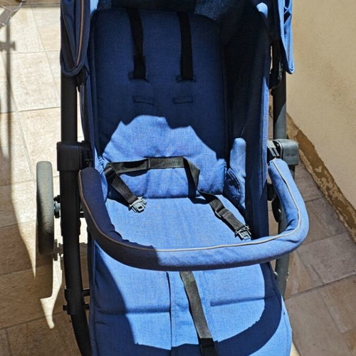 Lionelo stroller used up to 22kg with storage and mosquito net