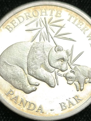Bedrothe Tierwelt Panda silver like new