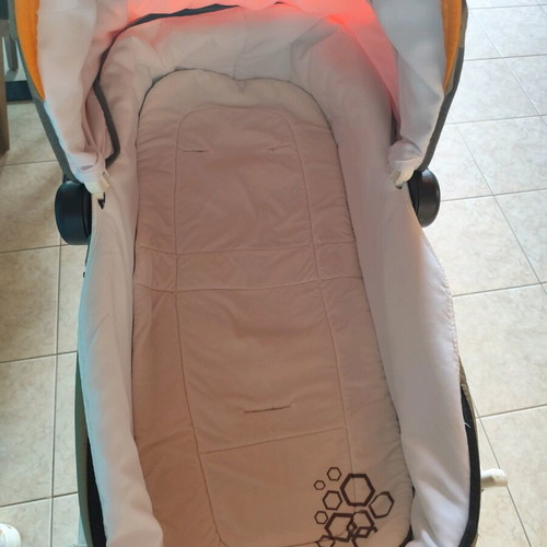 Bassinet with stand like new