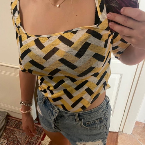 Bodysuit with square neckline like new, short sleeve, white yellow black
