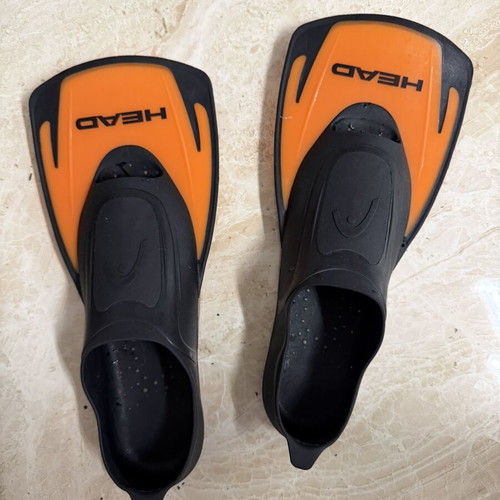 Head diving fins like new