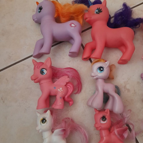 My Little Pony figures like new